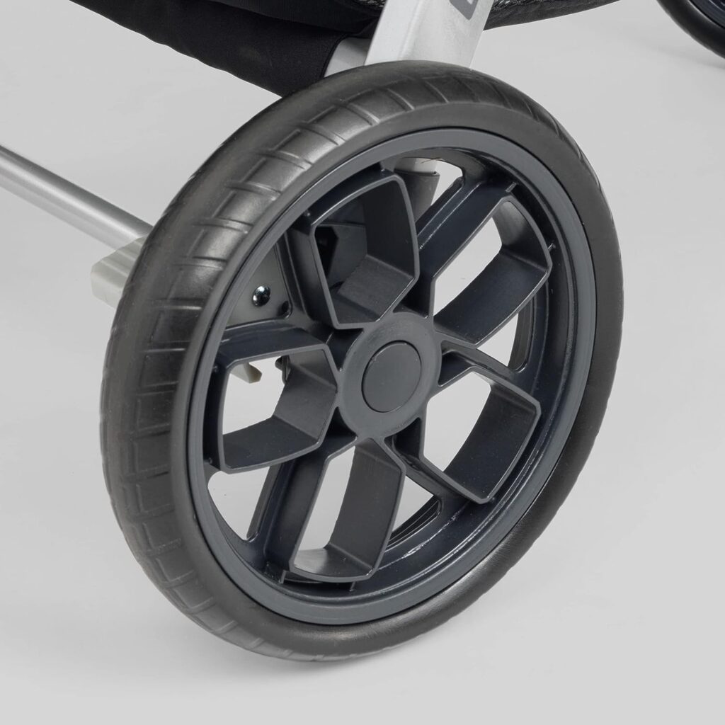  large wheels with treaded tires and all-wheel suspension